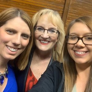 Meet your Posher, Laura